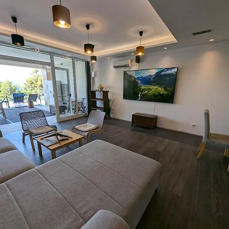Beachpool Crib ميميتسا